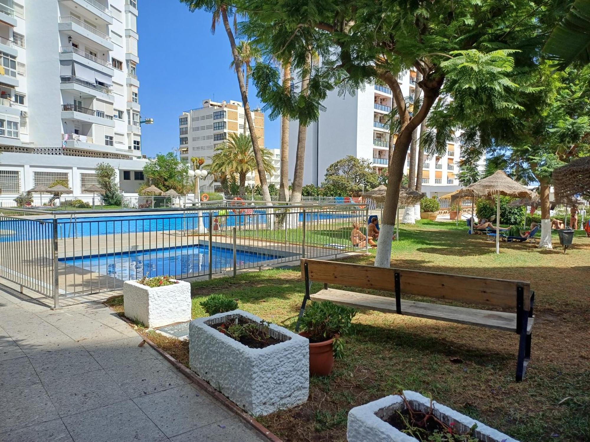 Luminoso Estudio Muy Cerca De La Playa Leilighet Benalmádena Eksteriør bilde